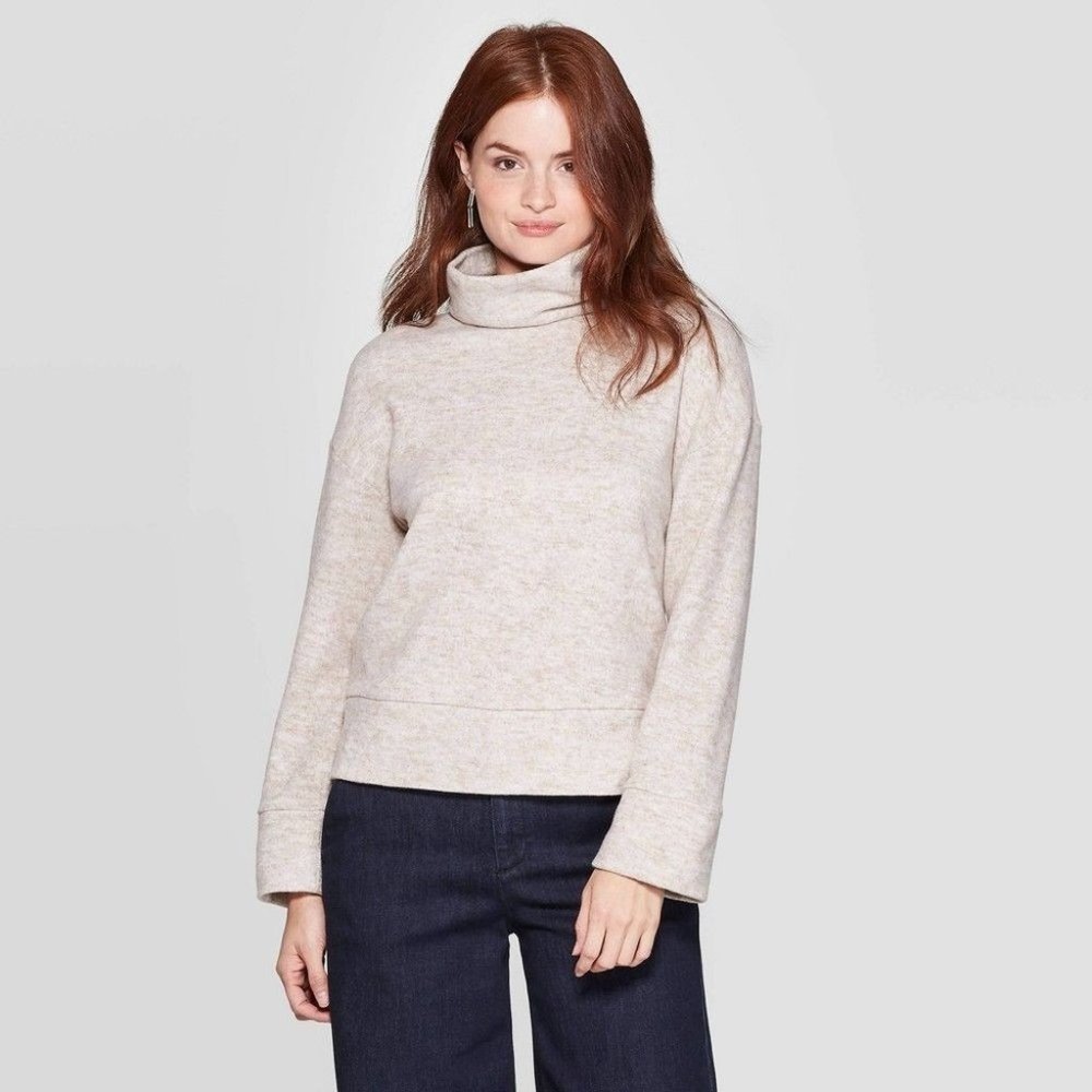 A New Day NWT Women's Tan Regular Fit Turtleneck Fleece Sweater Size Small